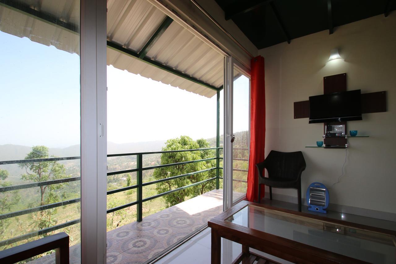 Nest And Hives Motiapathar/Mukteshwar Hotel Екстериор снимка